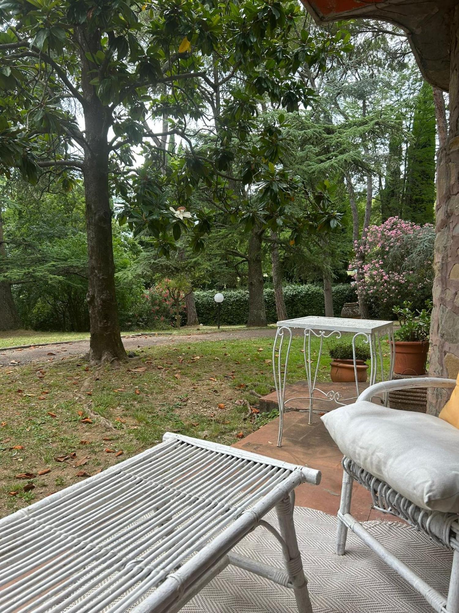 Appartamento Open Space Nel Parco Con Parcheggio Gratuito Firenze
